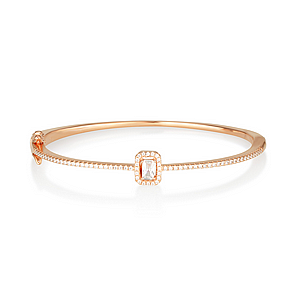 ���� Bertha Bangle