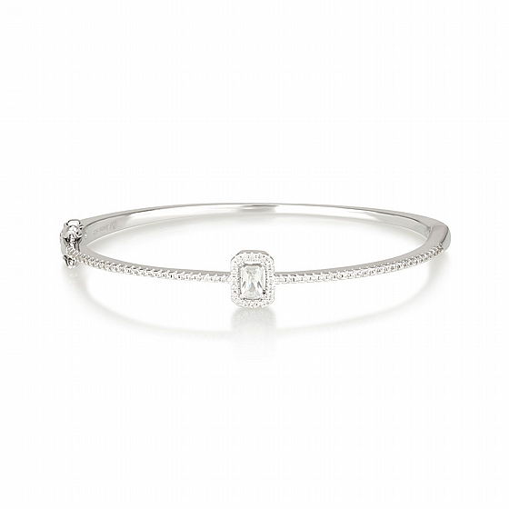 ���� Bertha Bangle